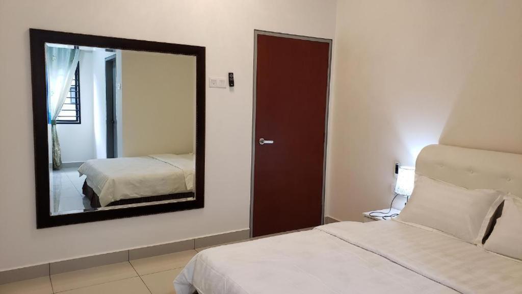 S Rose Hotel Sepang Exterior foto