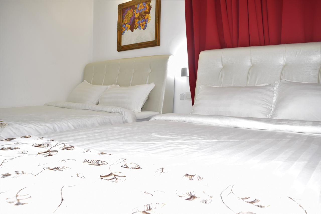 S Rose Hotel Sepang Exterior foto